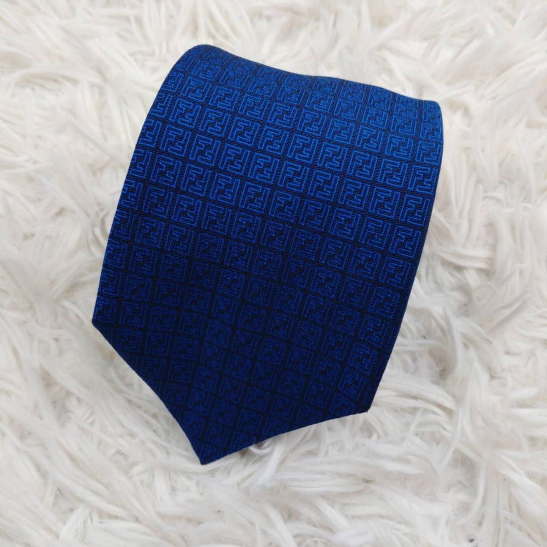 ★美品★ フェンディ高級シルクネクタイ ズッカ柄 インクブルー
