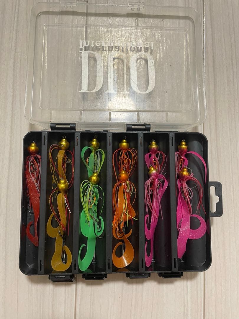 魚子ラバ21個　ケース付き