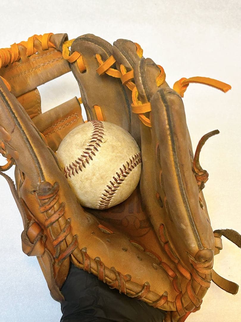 ✳︎硬式用・型浅め✳︎ ベースマン 内野手グローブ クリーニング・オイルメンテ済