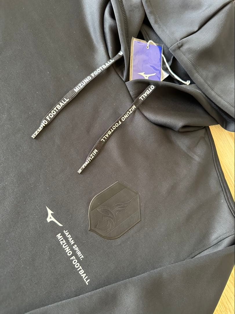 【激レア新品未使用】名古屋グランパス　トレーニングウェア　ミズノフットボール