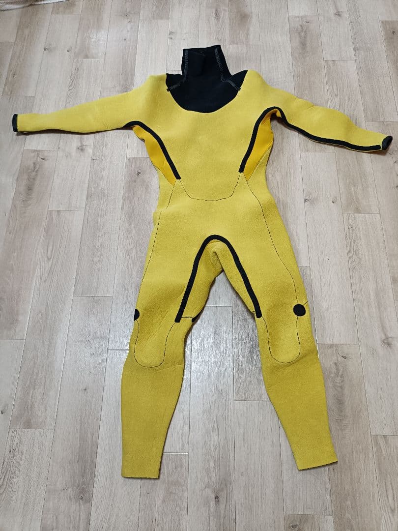 BEWET ビーウェット　セミドライ　ウエットスーツ　裏起毛　ネックエントリー