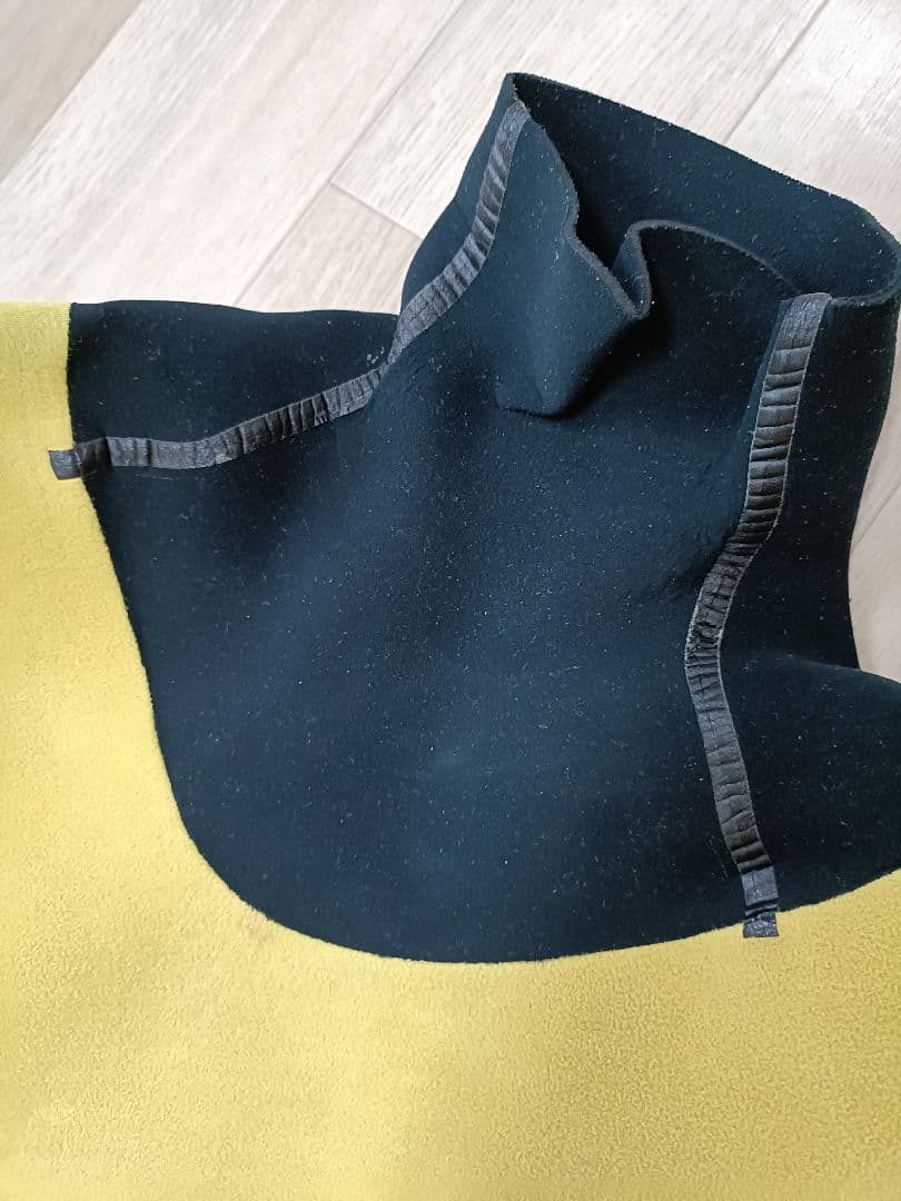 BEWET ビーウェット　セミドライ　ウエットスーツ　裏起毛　ネックエントリー