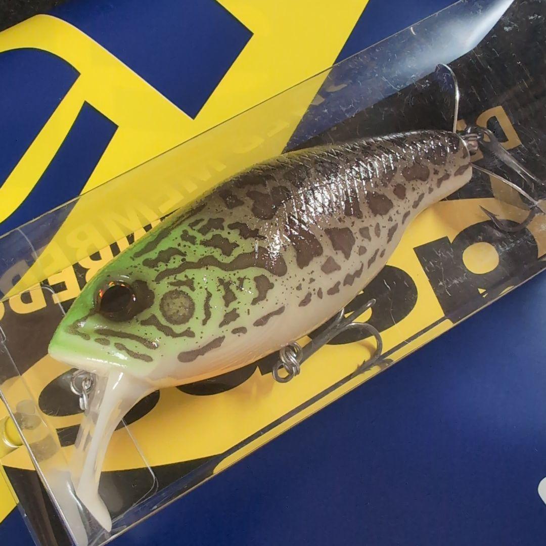 【デプス】バズジェット　マグナム　ボーン　キープキャスト限定　蛍光グリーン発光！