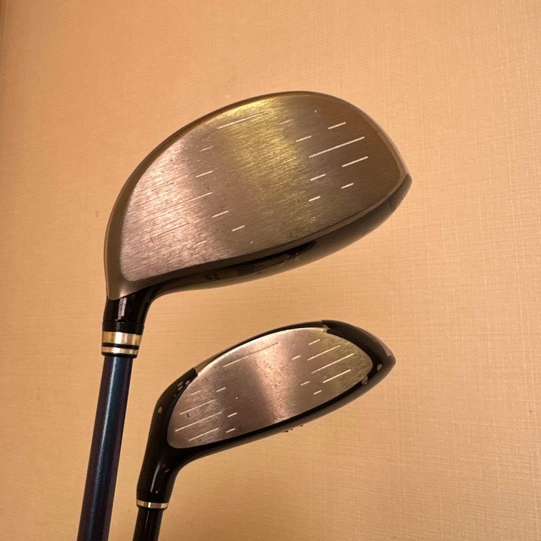 ゼクシオゴルフクラブセット 、Admiralキャディバック付です。