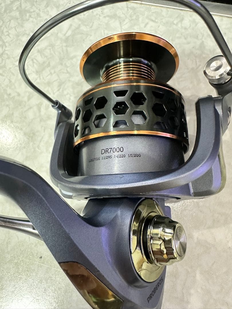 【新品未使用】PROBEROS スピニングリール DR7000