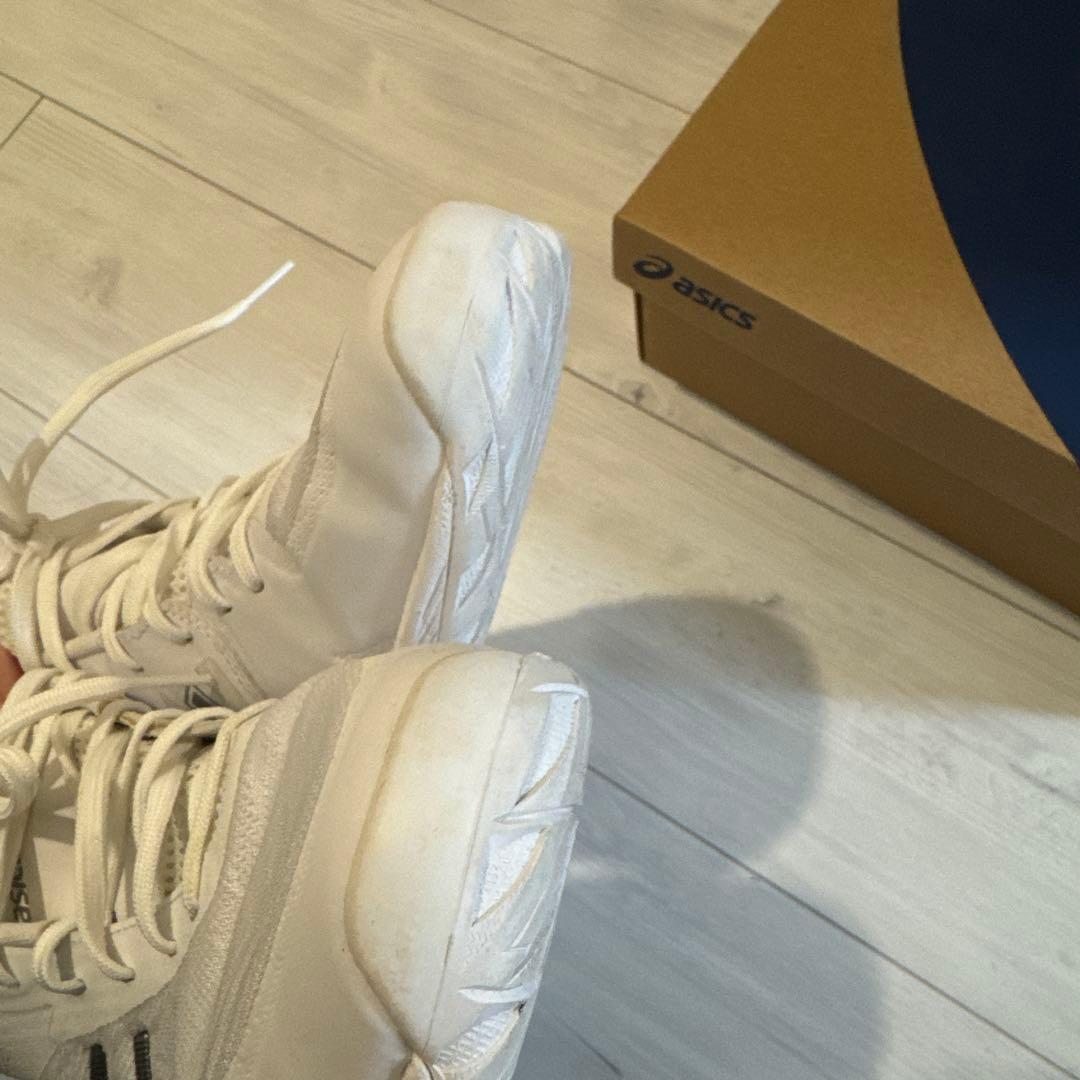 アシックス　バレーボールシューズ