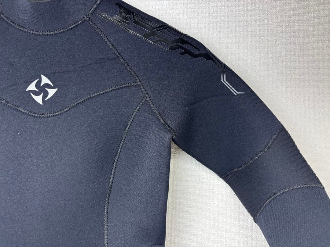 未使用 ウェットスーツ 5mm 裏起毛 レディース Sサイズ