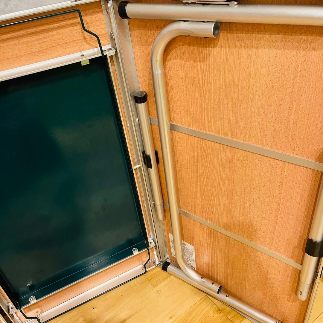 コールマン Coleman 四つ折り BBQテーブル 折りたたみ アウトドア