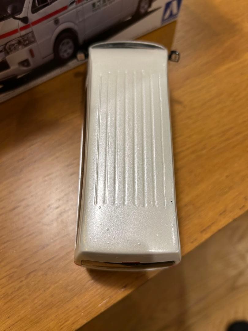 のんちゃん　トヨタ ハイエース 救急車 1/43 スナップキット