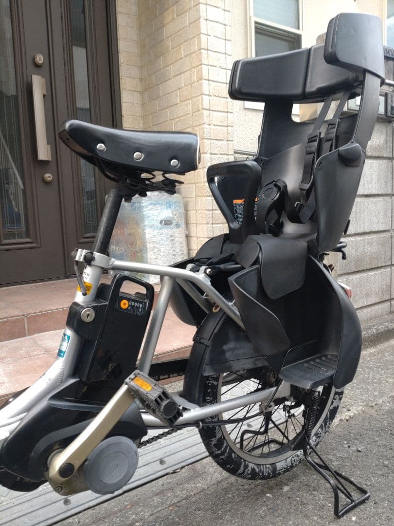 配送可★直接引渡可カスタム【ギュットアニーズ】電動アシスト自転車3人乗充電器付属