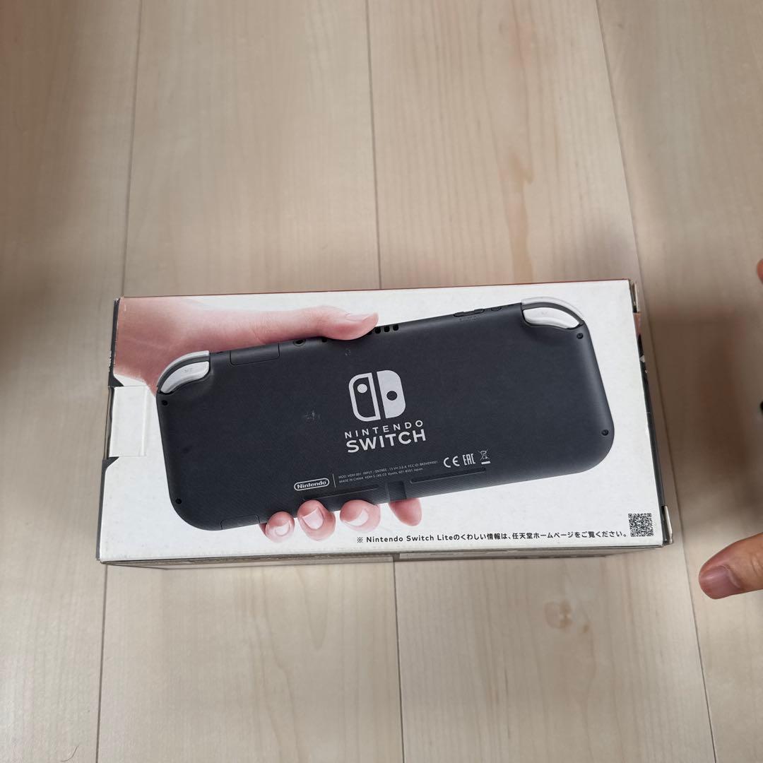 完動品　Nintendo Switch lite