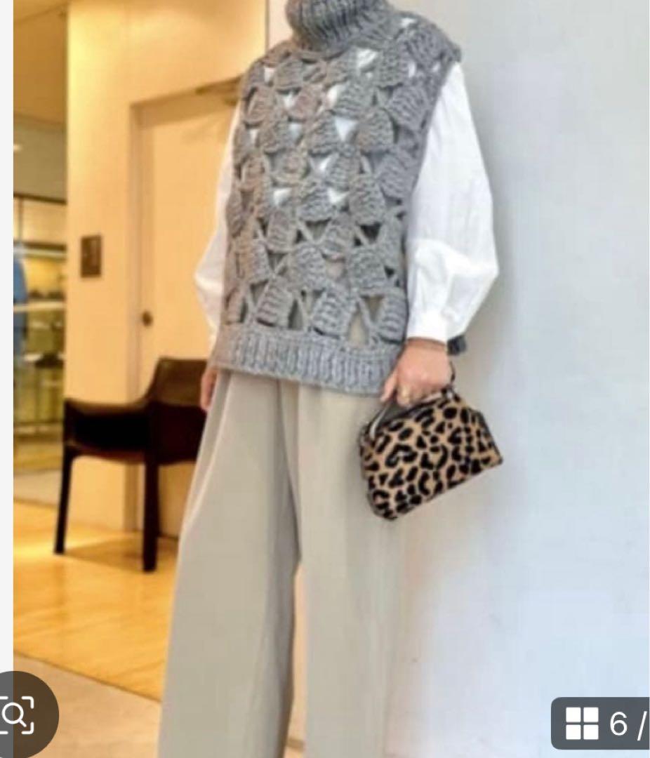 《新品タグ付》TOMORROWLAND（トゥモローランド）白ニット編みベスト