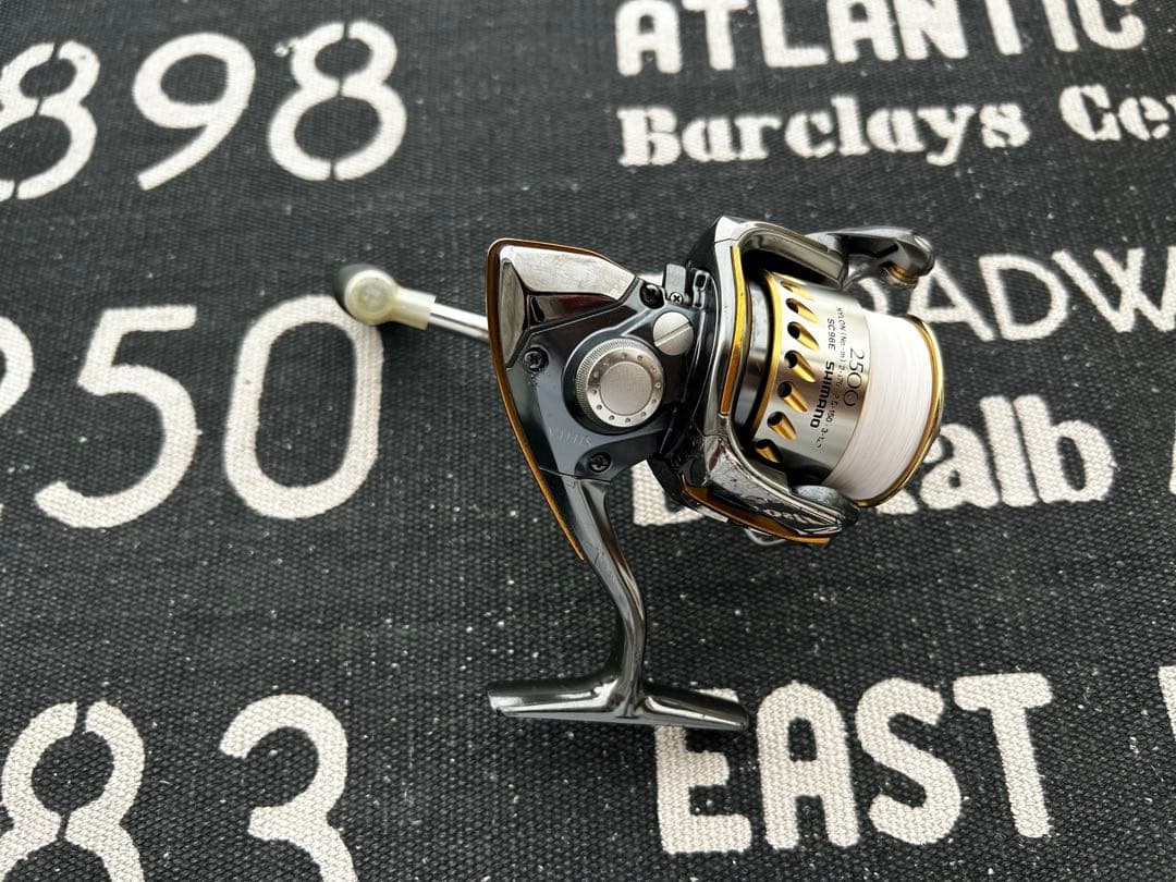 シマノ　04ステラ2500