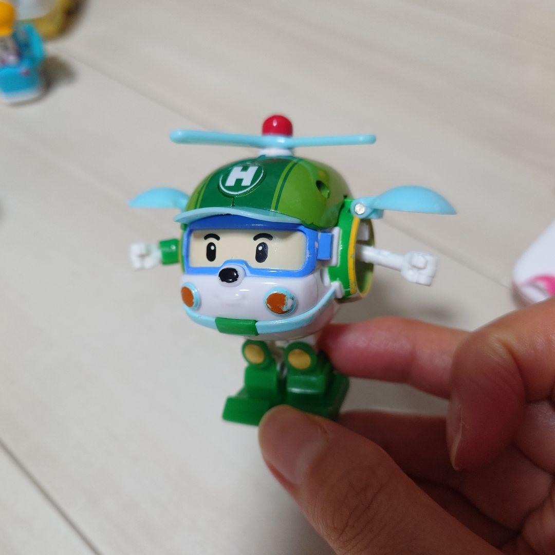 ロボカーポリー　変身変形ロボット　ダイキャスト　ミニカー　スクールビー　収納