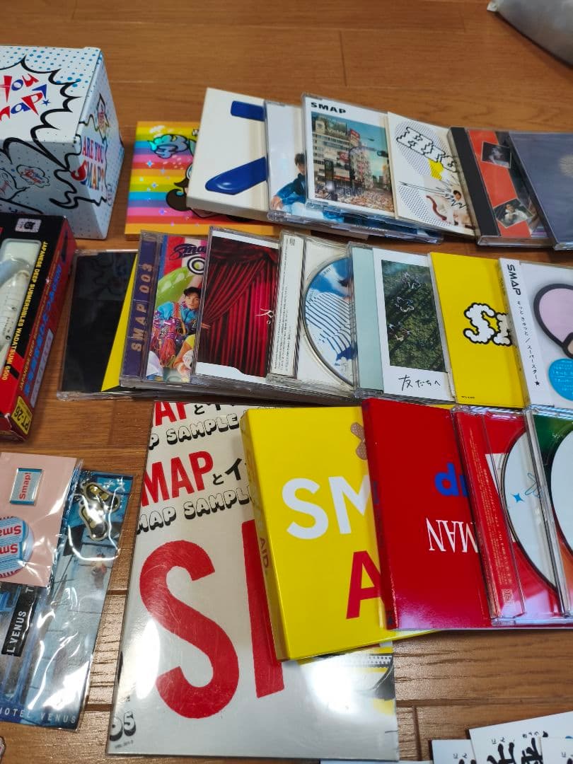 SMAPのDVD　CD　ストラップまとめ売り　セット売りのみ