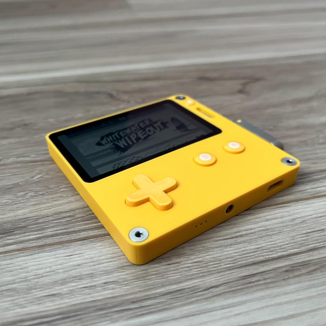 Playdate プレイデートゲーム機