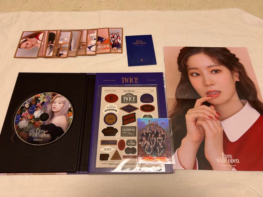 TWICEアルバム・雑誌セット