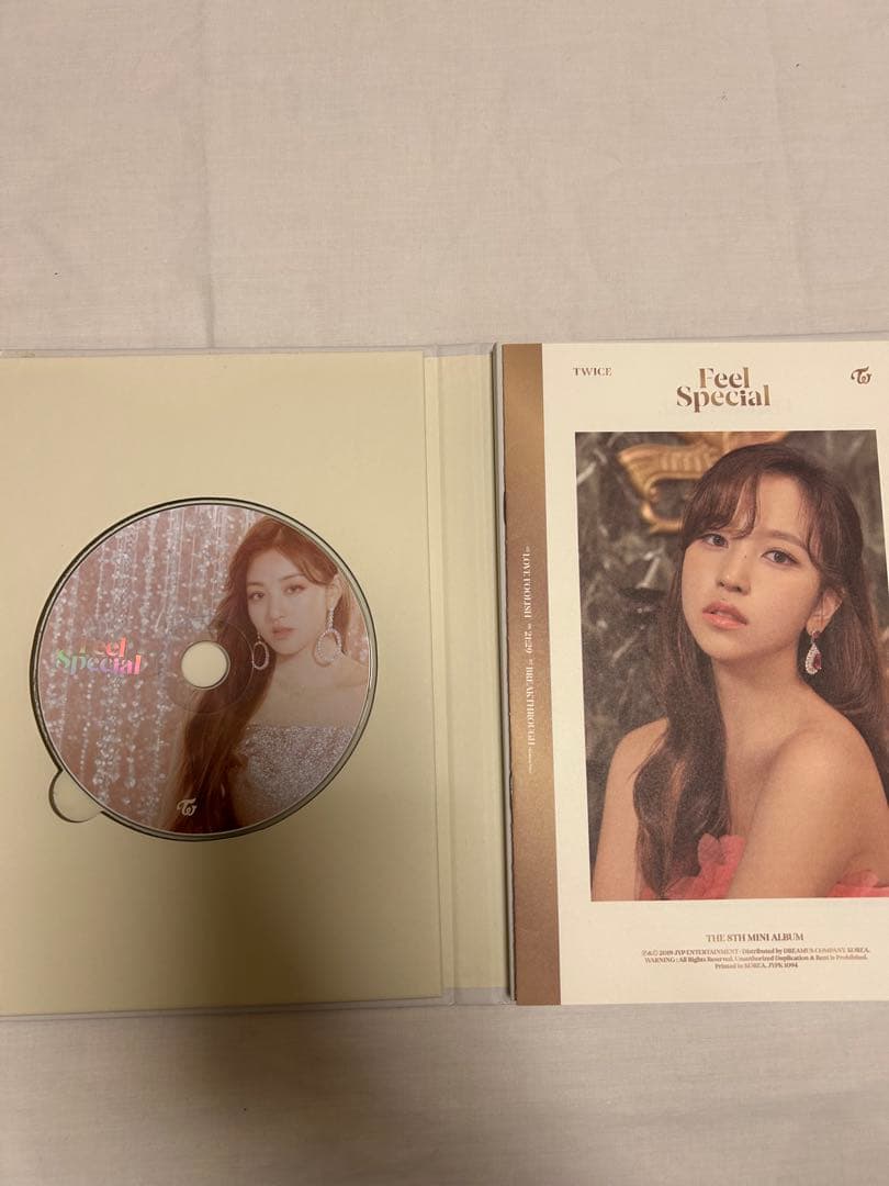 TWICEアルバム・雑誌セット