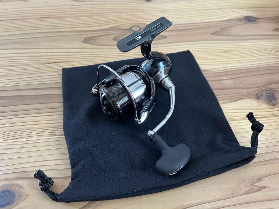 ダイワ 24セルテート LT4000-CXH 美品