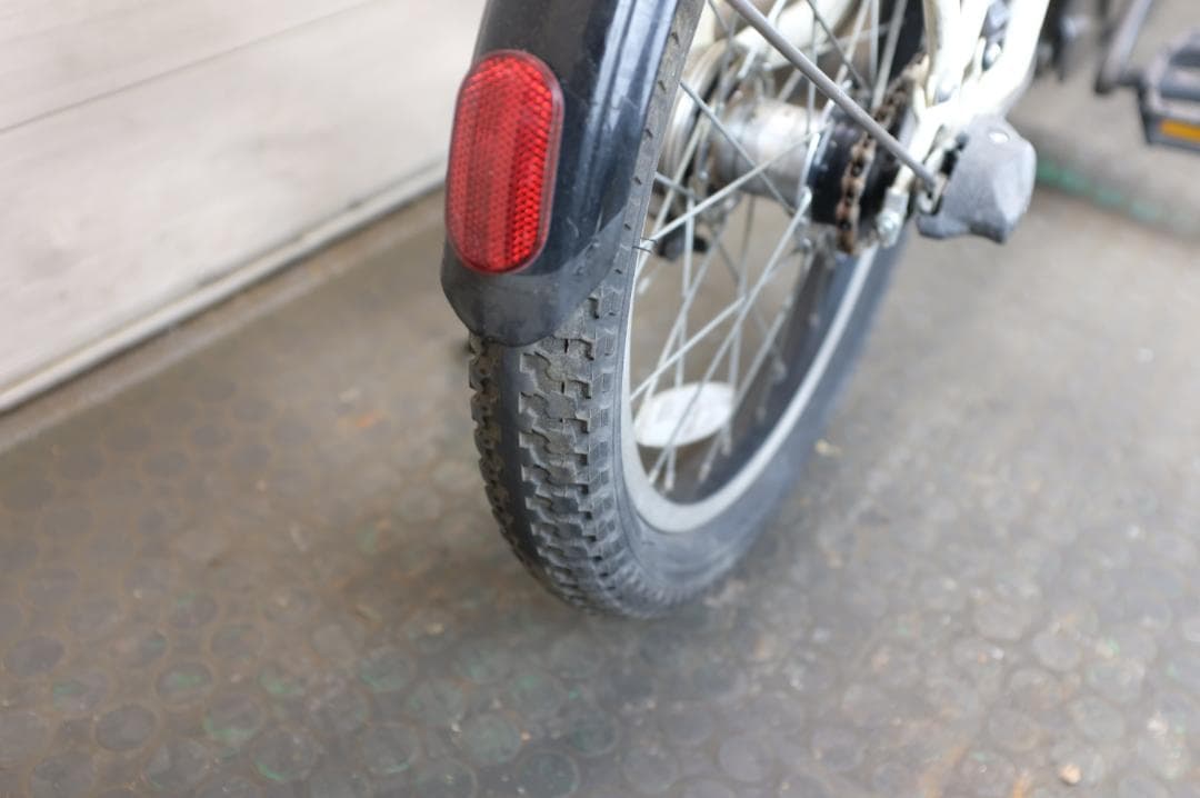 LOUIS GARNEAU　18インチ　3段　8.9Ah（5点灯）充電器あり