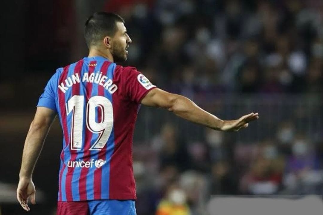 【正規品】アグエロ　バルセロナ　21/22 ホームオーセンティック