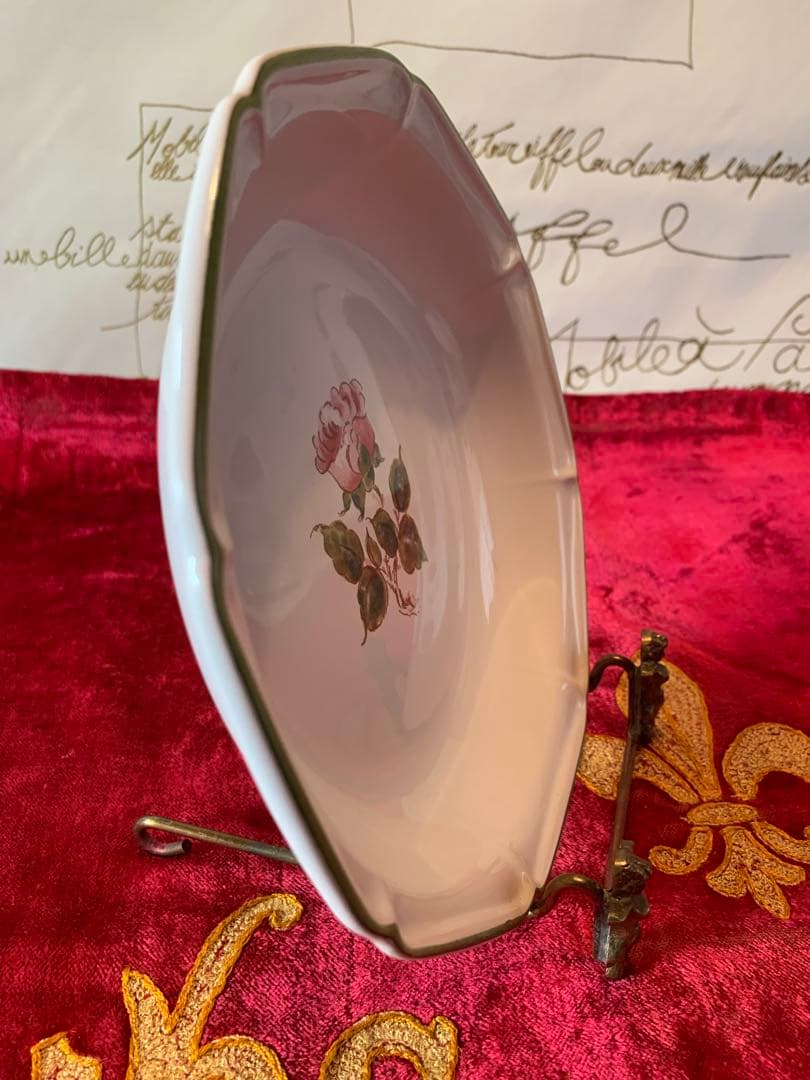 Gine ジアン ビンテージ　未使用品のピンクのバラが素敵なボール2枚セット！