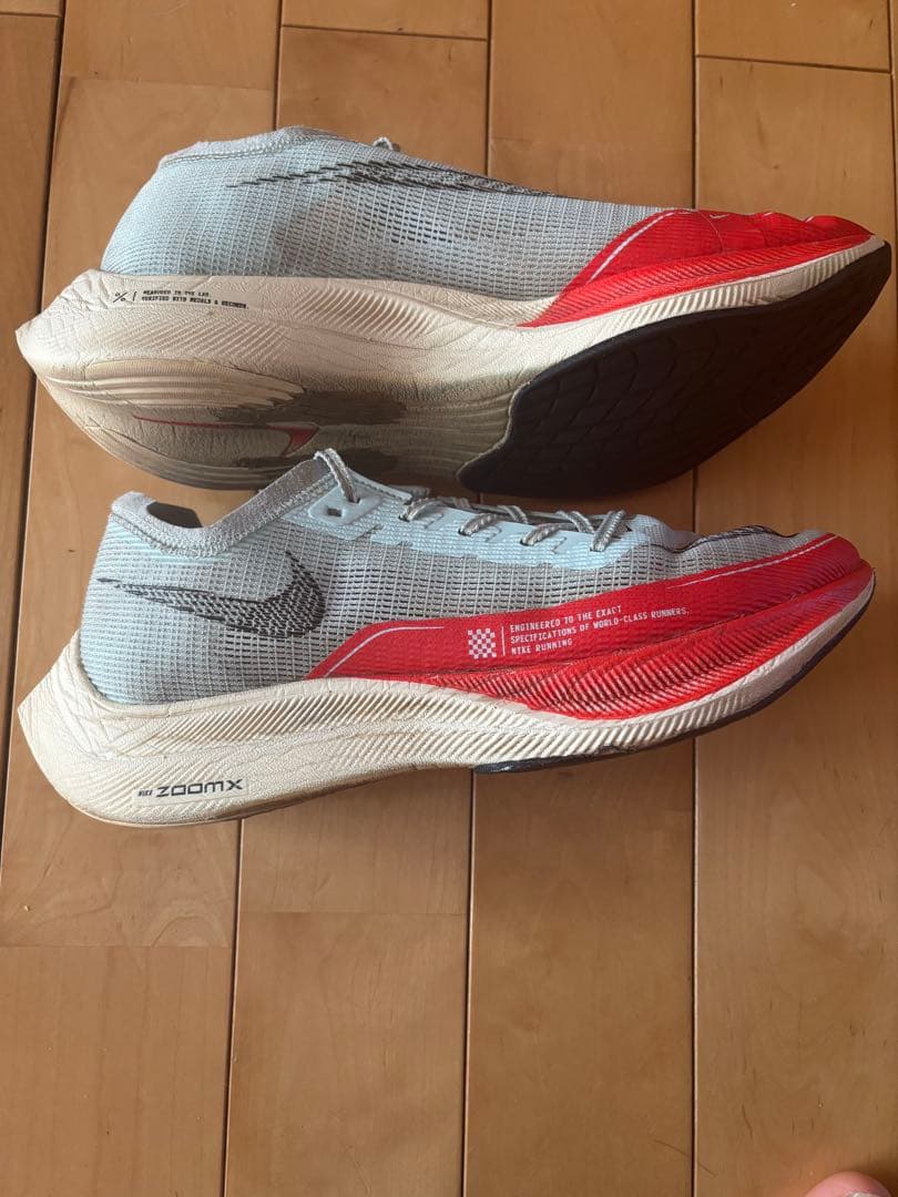 NIKEヴェイパーフライ2