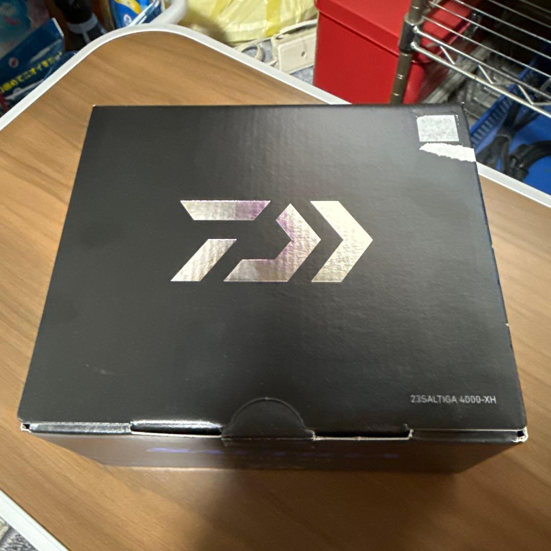 ダイワ　23ソルティガ　4000XH箱のみ