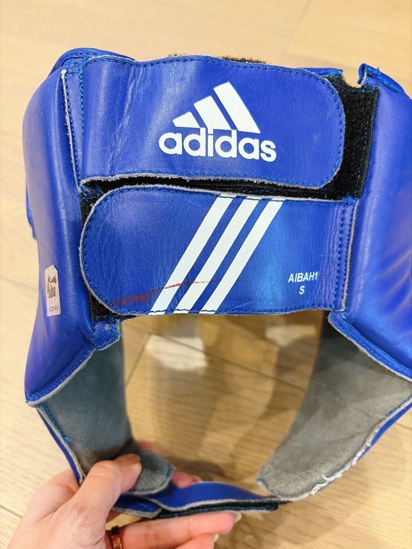 adidas 赤 青　ボクシング　ヘッドギア