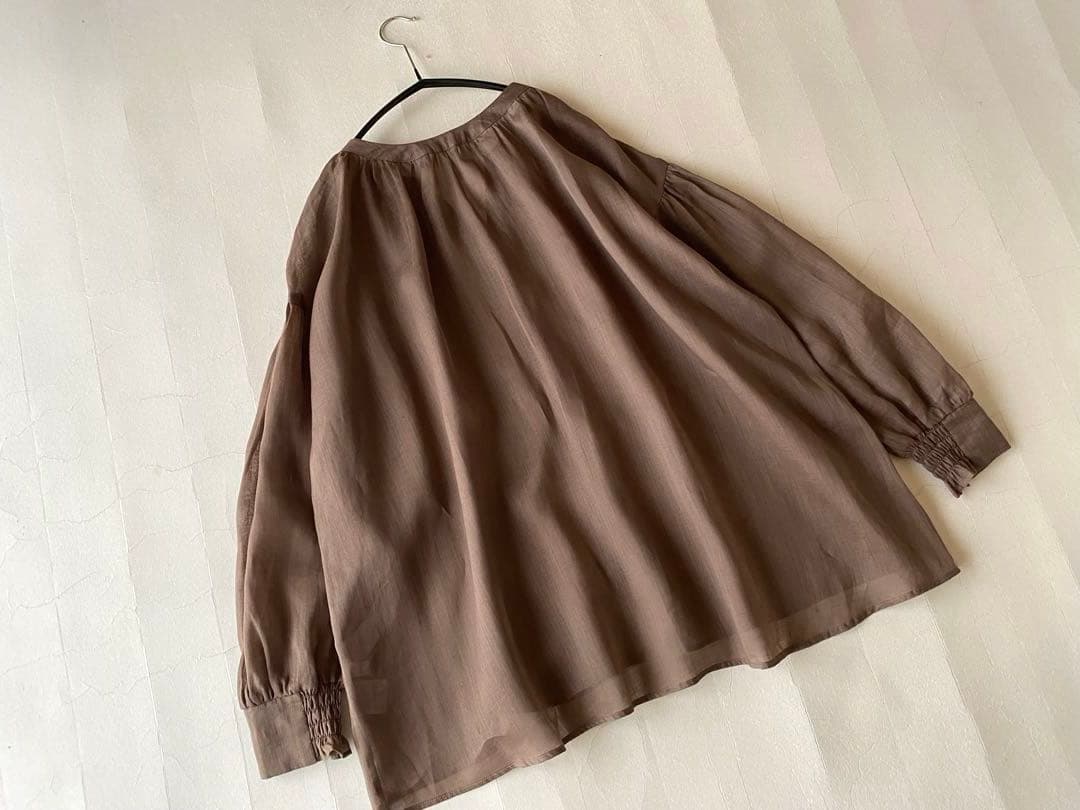 ほぼ未使用◼️COLLAGEガリャルダガランテ ラミー麻100%シアーブラウス