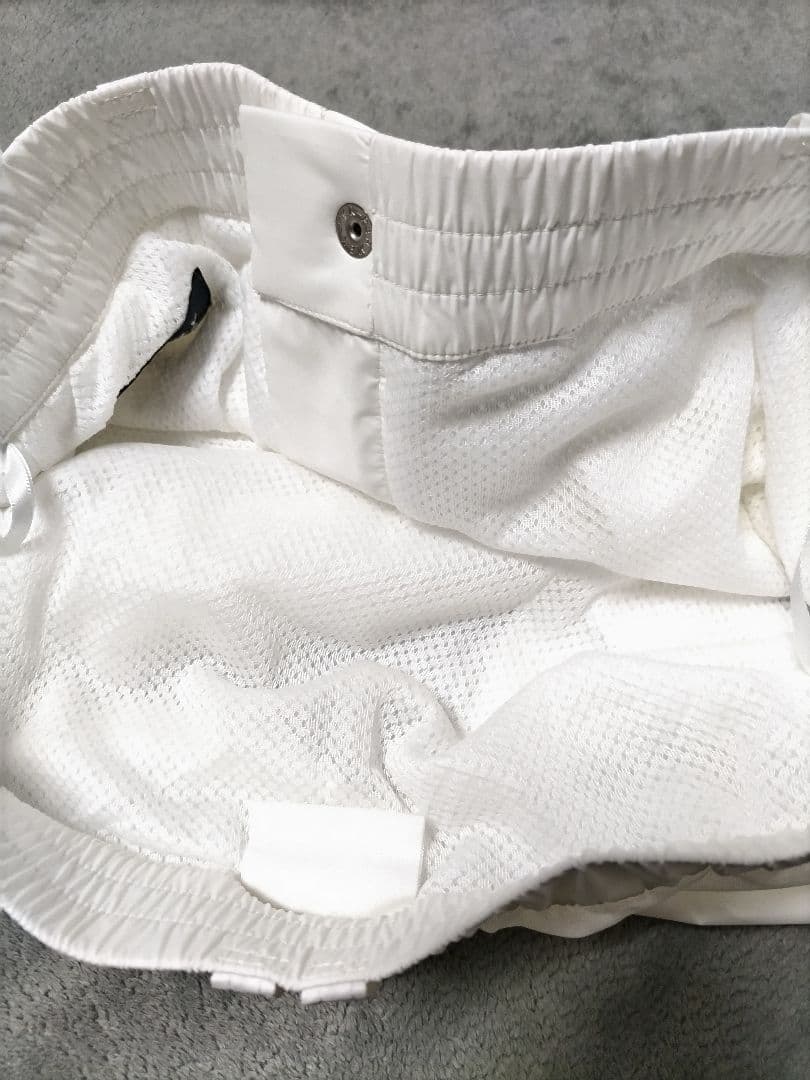 美品　パーリーゲイツ　ナイロン　スカート　プリーツ　メッシュ裏地付き　白