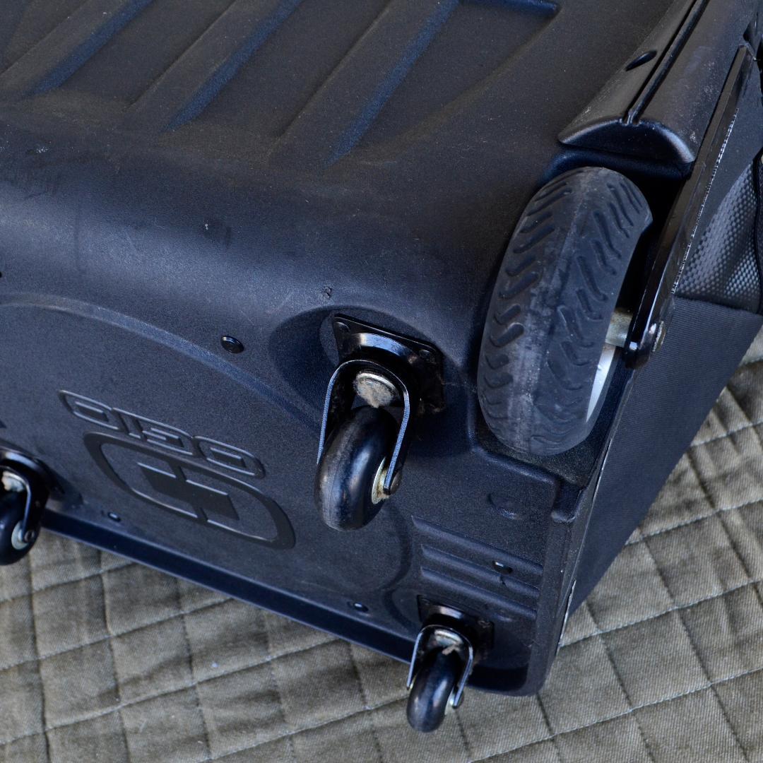 OGIO　オジオ　ゴルフ用　トラベルバッグ　ゴルフバッグ　大型　キャリーケース