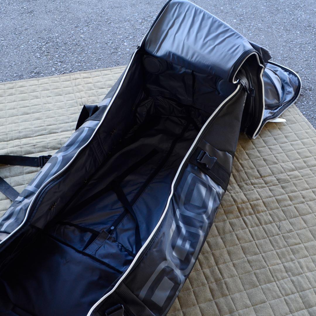 OGIO　オジオ　ゴルフ用　トラベルバッグ　ゴルフバッグ　大型　キャリーケース