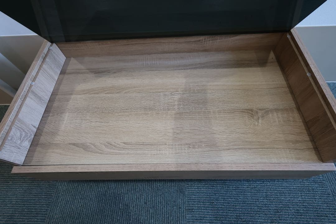 【幅85cm】Connie ガラス天板センターテーブル 『イーナ』 [送料込み]