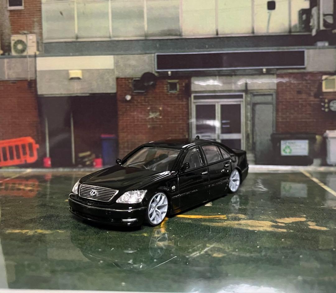 ミニカー 1/64 トヨタ　セルシオ 改造