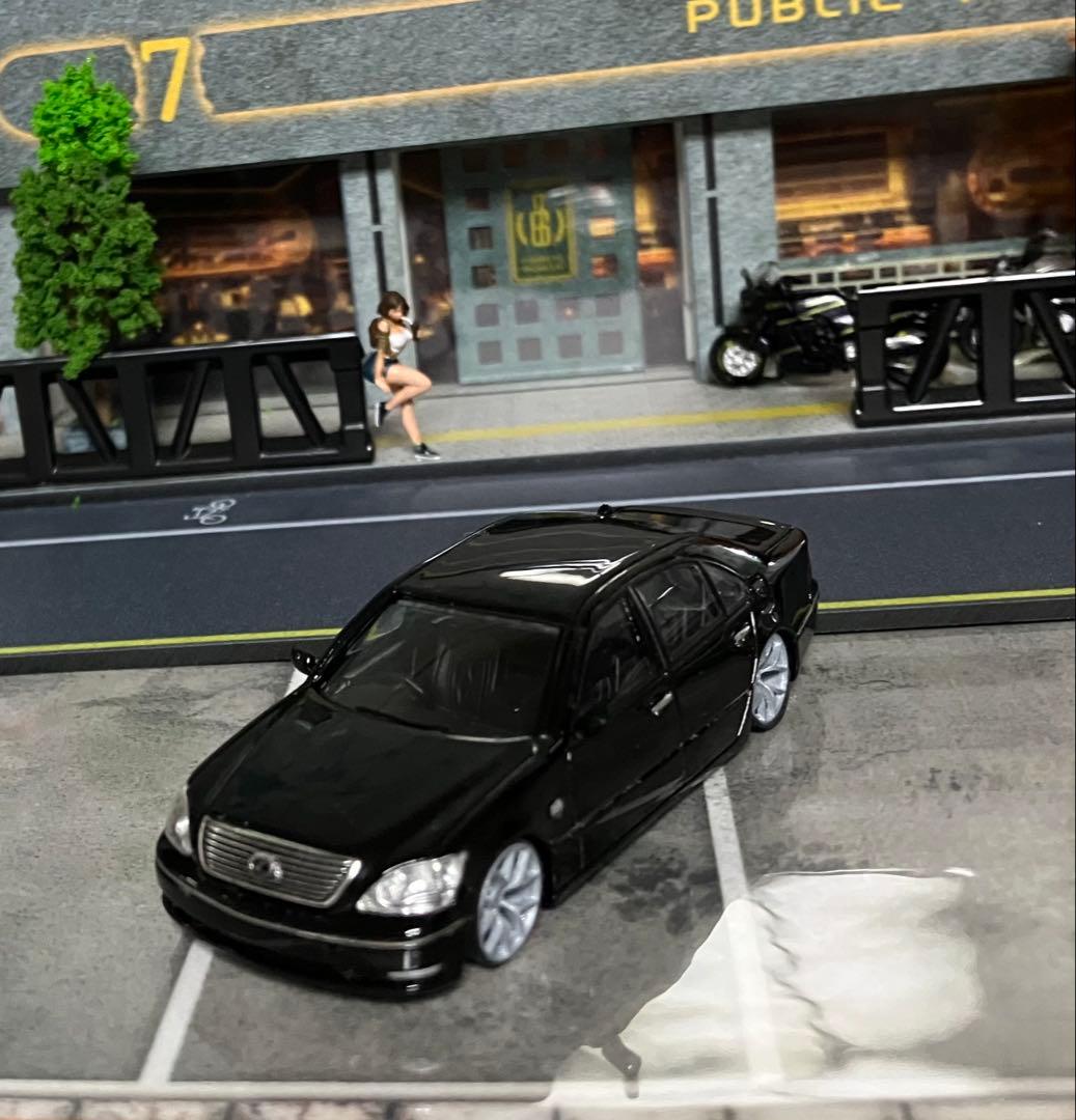 ミニカー 1/64 トヨタ　セルシオ 改造