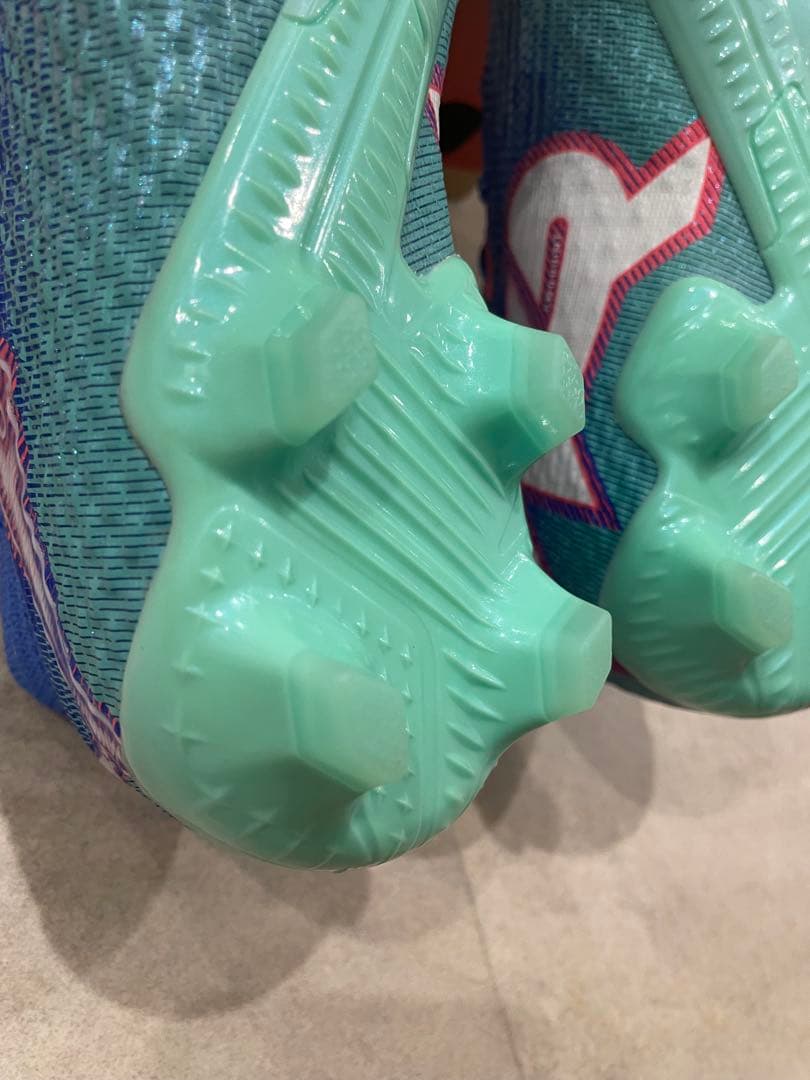 フューチャー 7 アルティメット FG/AG 27.5cm