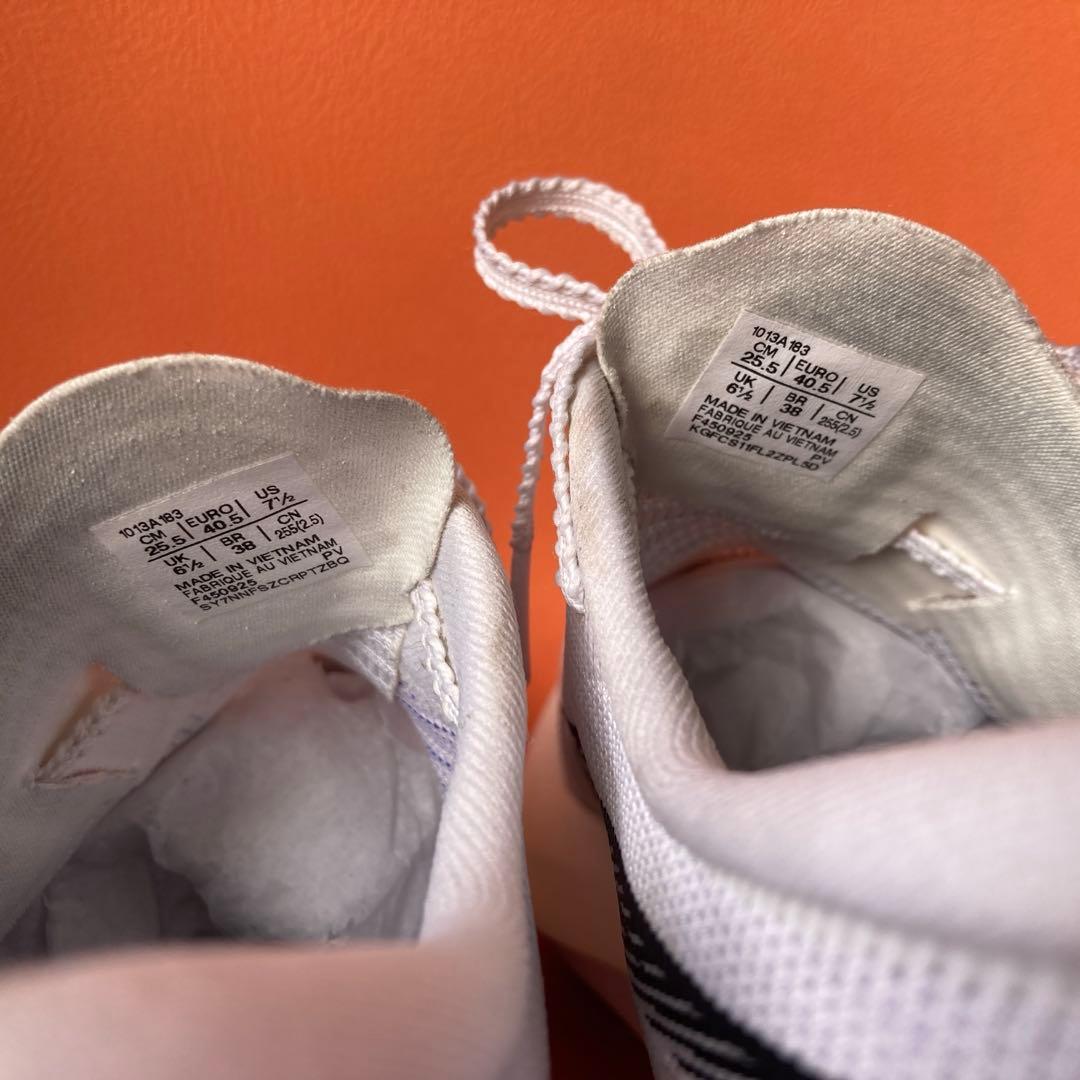 スパイク・シューズ asics MAGIC SPEED 5