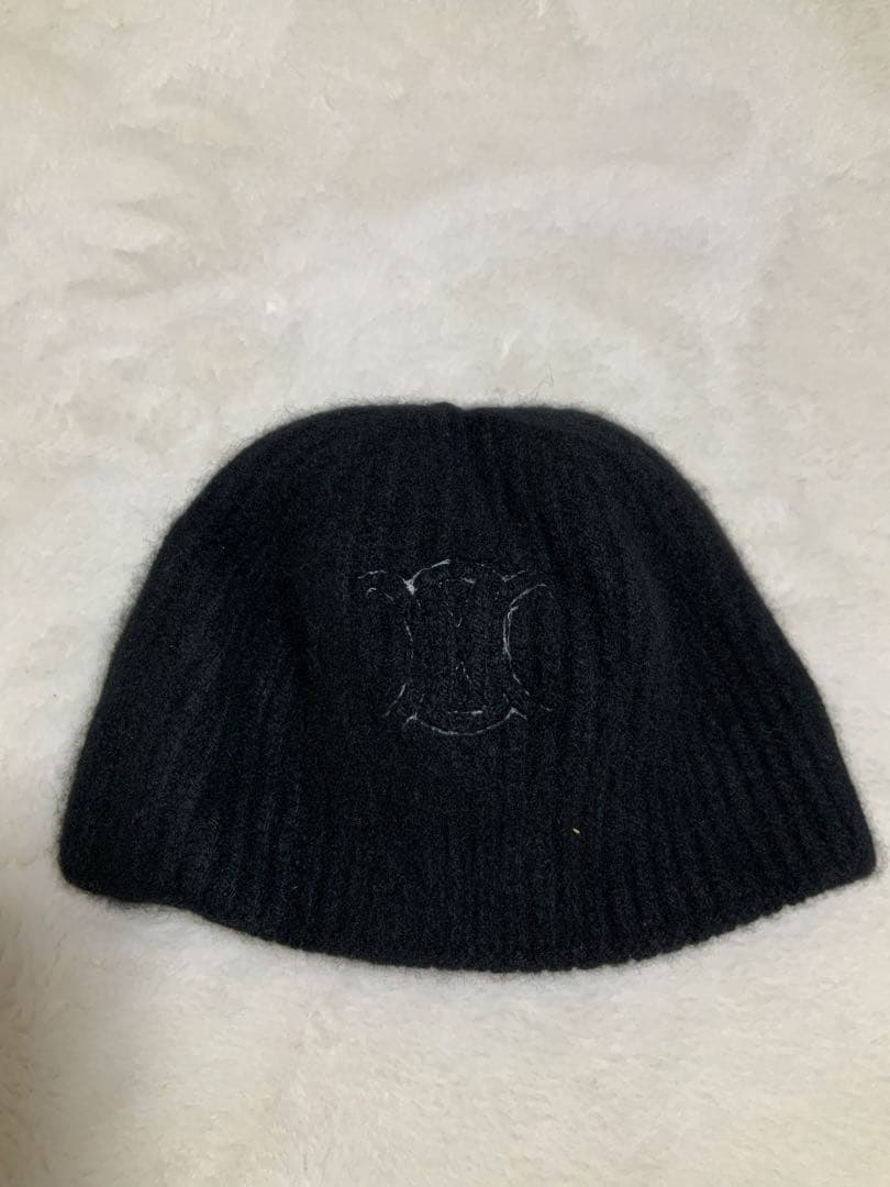z*s様 CELINE ブラックニット帽 FREEサイズ