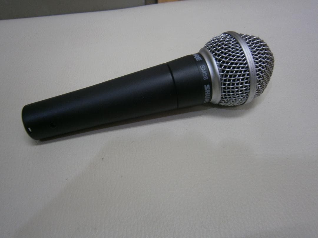 SHURE・シュアー＜SM58＞純正ホルダー付き