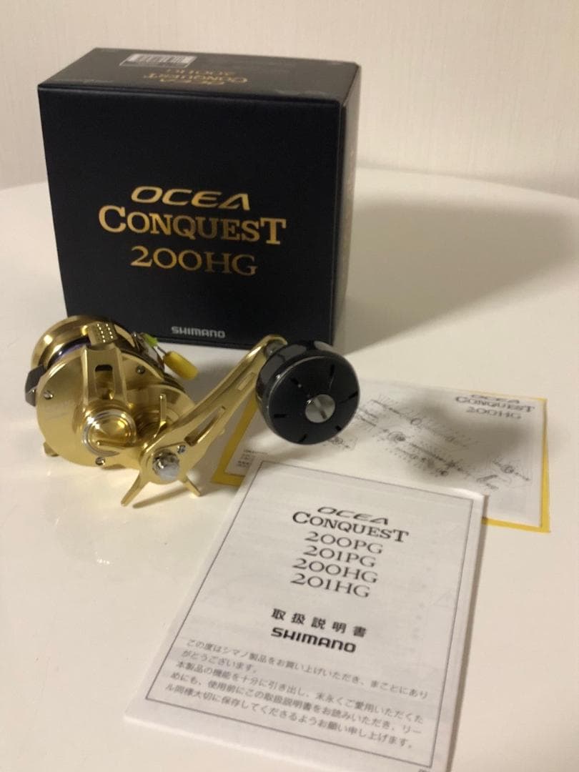 新品同様　シマノ ’23 オシアコンクエスト200HG　右ハンドル
