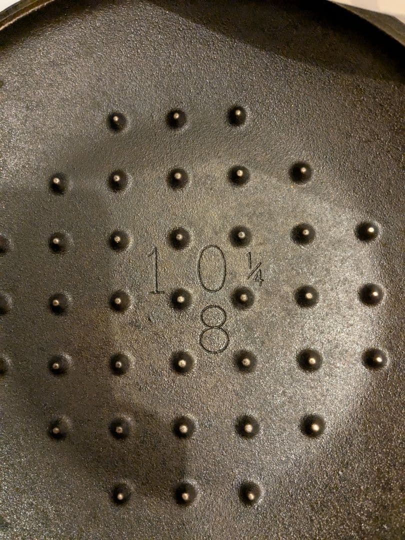 LODGE ダッチオーブン ・スキレット（10 1/4インチ）とグローブのセット