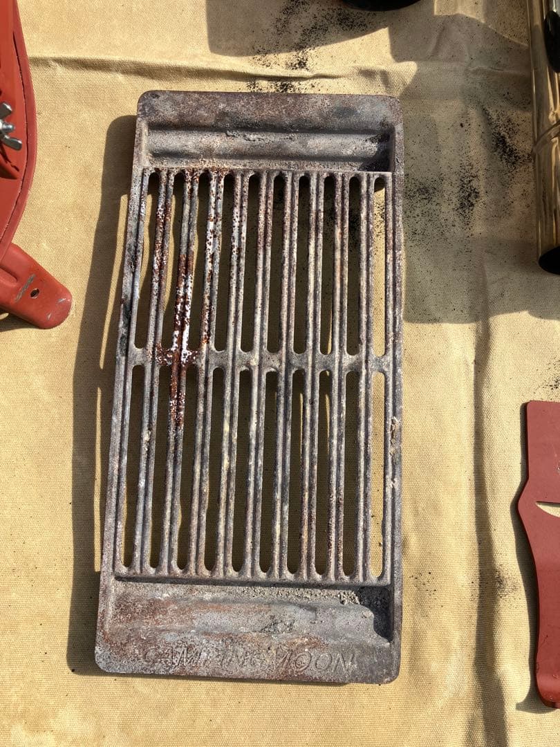 新保製作所　タマゴ型薪ストーブ