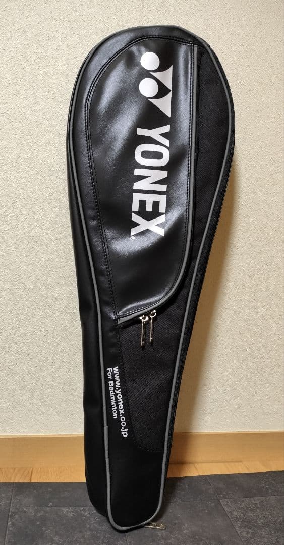 YONEX　ラケット2・ケース2・シャトルコックセット