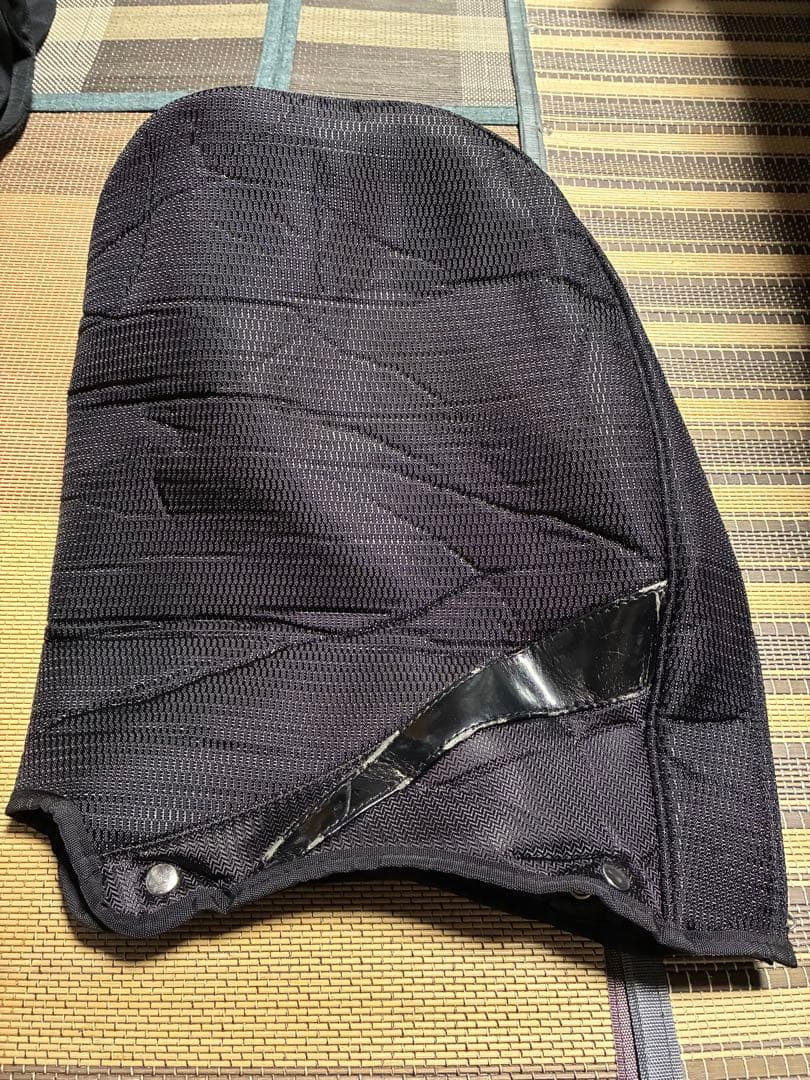 NIKEキャディバッグ　インパクト大のブラック！