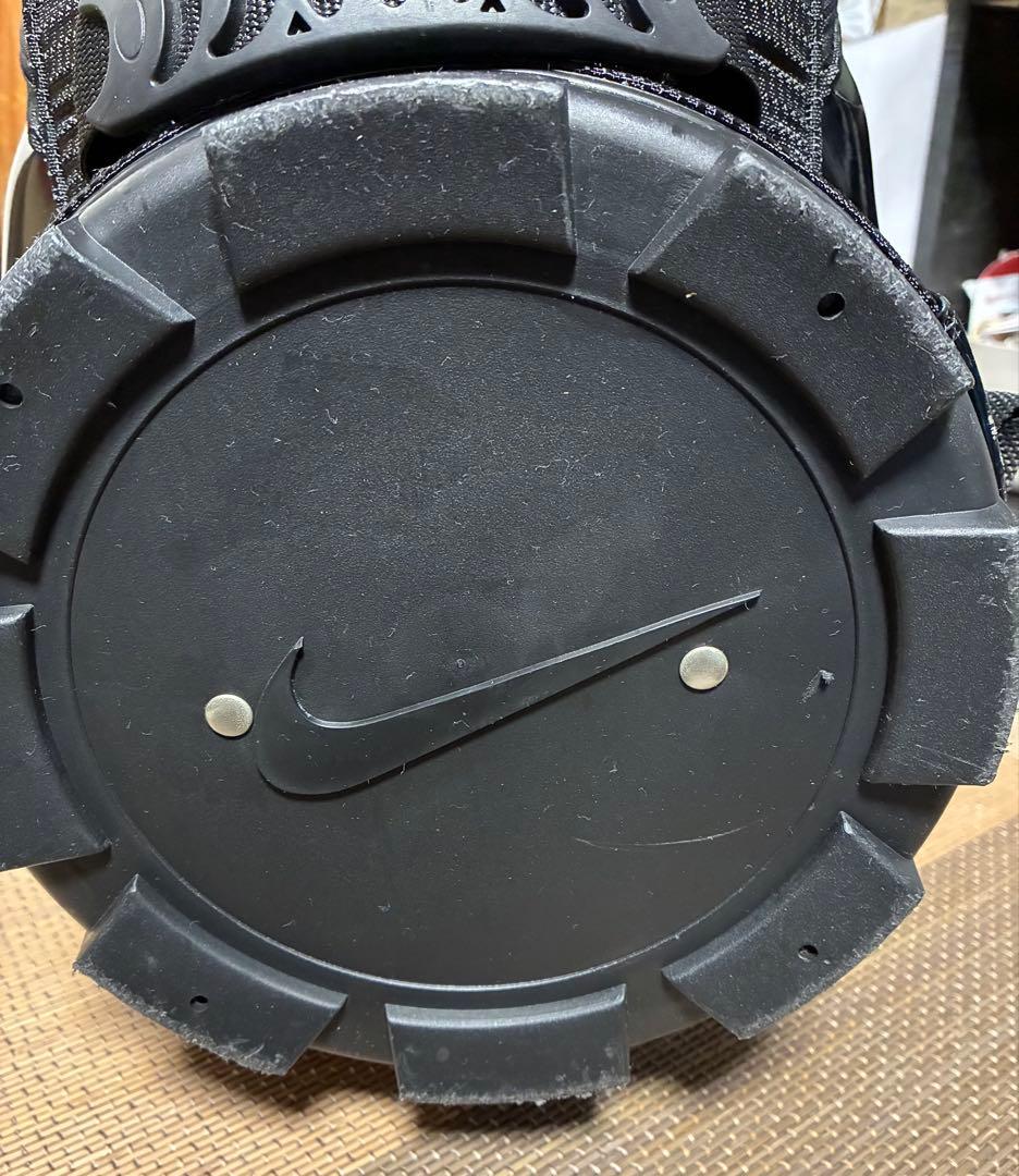 NIKEキャディバッグ　インパクト大のブラック！