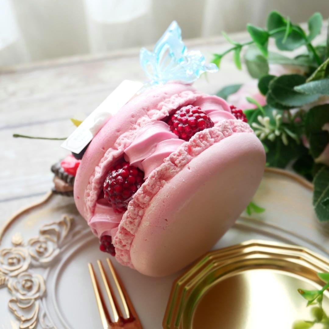 ◆フェイクスイーツ◆ホワイトローズ＆ベリーの♡マカロン＊リスケーキ◆リアルサイズ