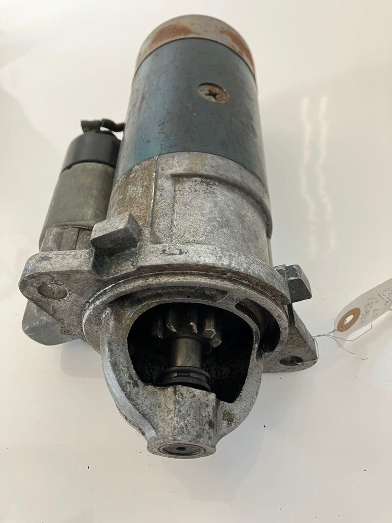 セドリック用セルモーター中古