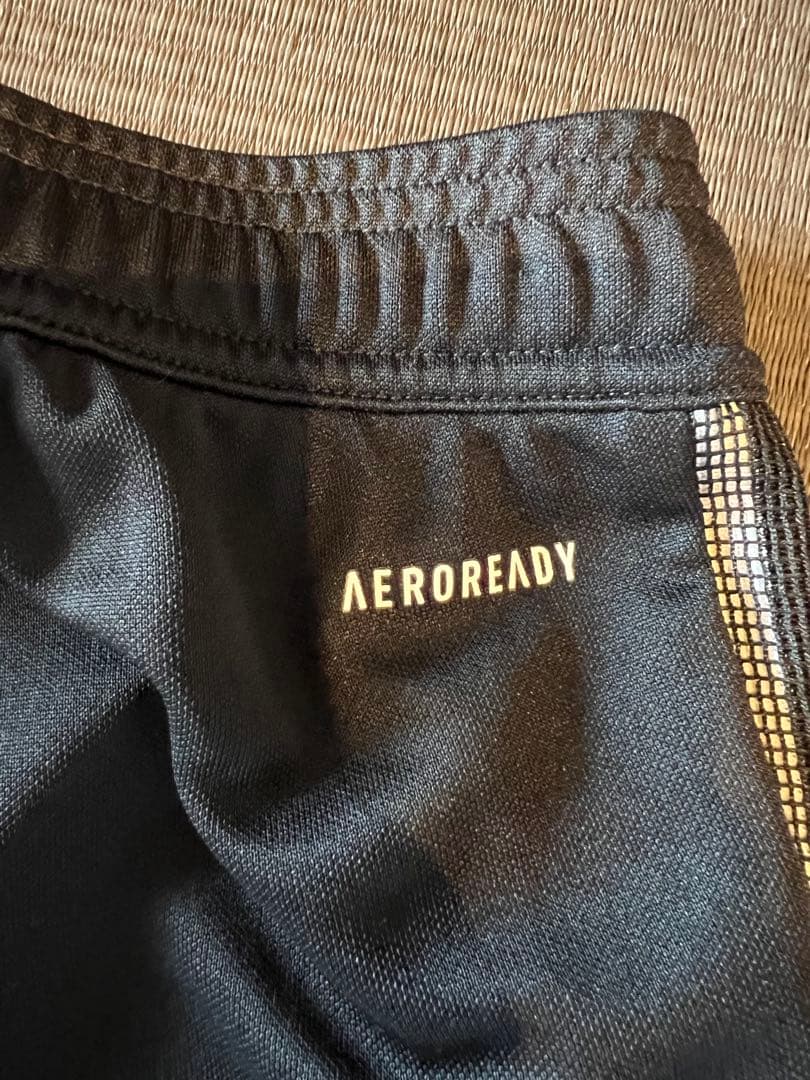 adidas アディダス　ジャージ上下　TIRO21 ブラック　メンズMサイズ