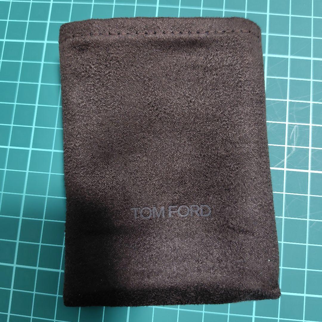 トムフォード　アイカラークォード　030インソレントローズ